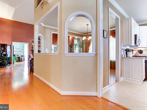5th image of 6113 Beton Ct