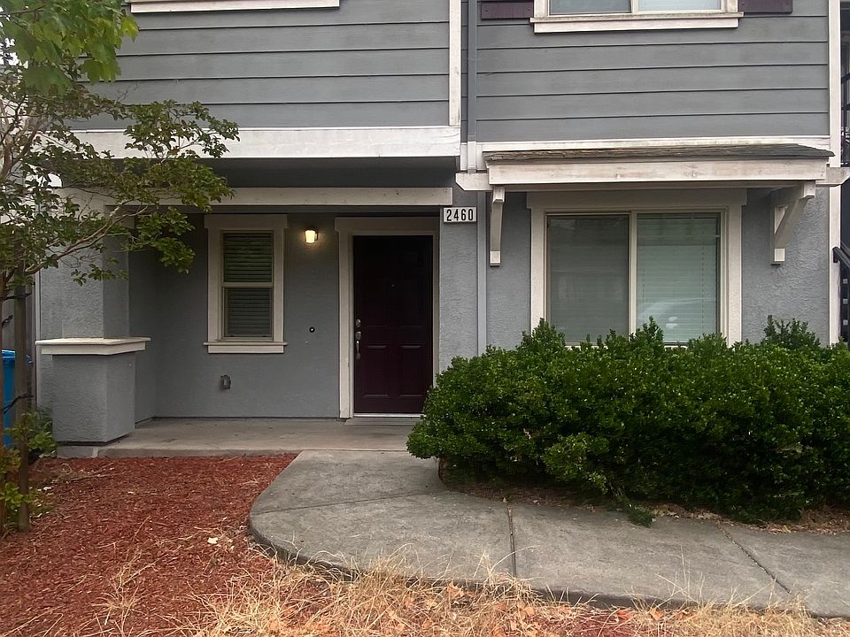 1st image of 2460 Avignon Cir