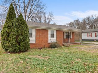 102 Madison St, Berea, KY 40403