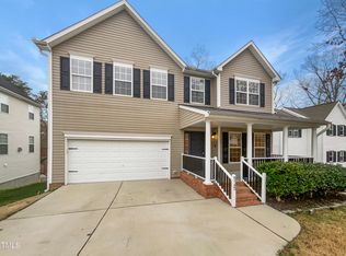 525 Thistlegate Trl, Raleigh, NC 27610