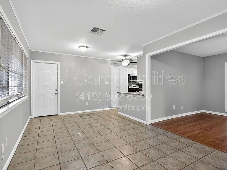 3828 Avenue N — Photo 28