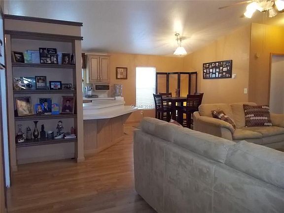 4th image of 6420 Sapphire St