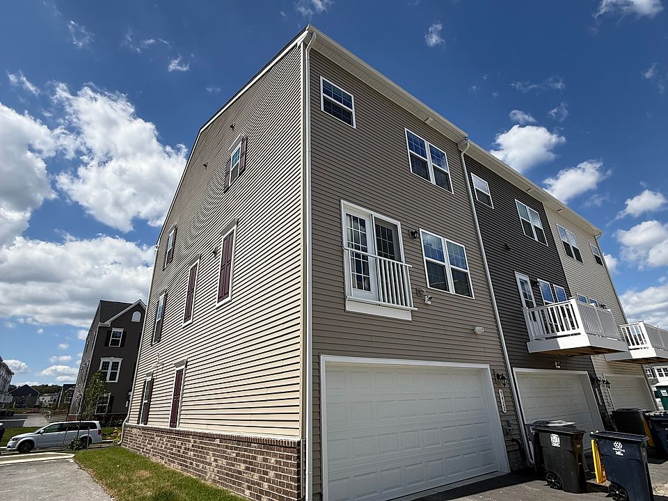2nd image of 5422 Billenca Ln
