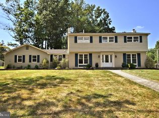 3792 Pine Rd, Huntingdon Valley, PA 19006