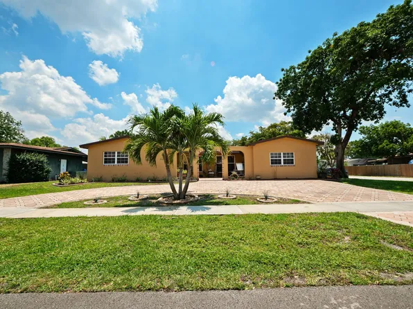 8350 NW 23rd Street, Pembroke Pines, FL 33024