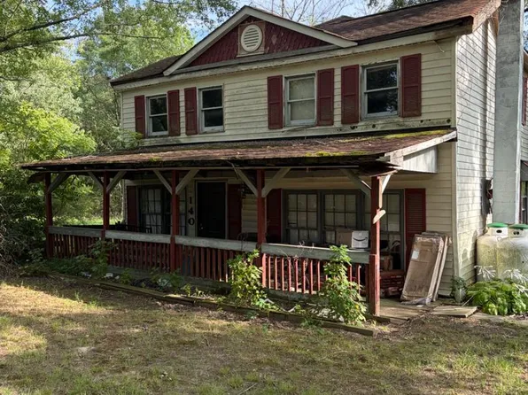 140 1st St, Fredericksburg, VA 22405