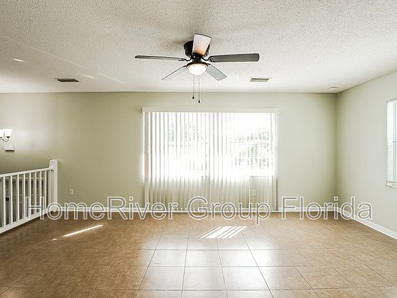 3rd image of 7045 Willowwood St
