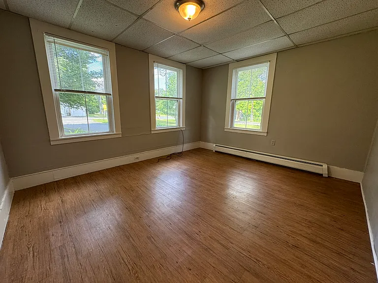 747 Main St #1 — Photo 9