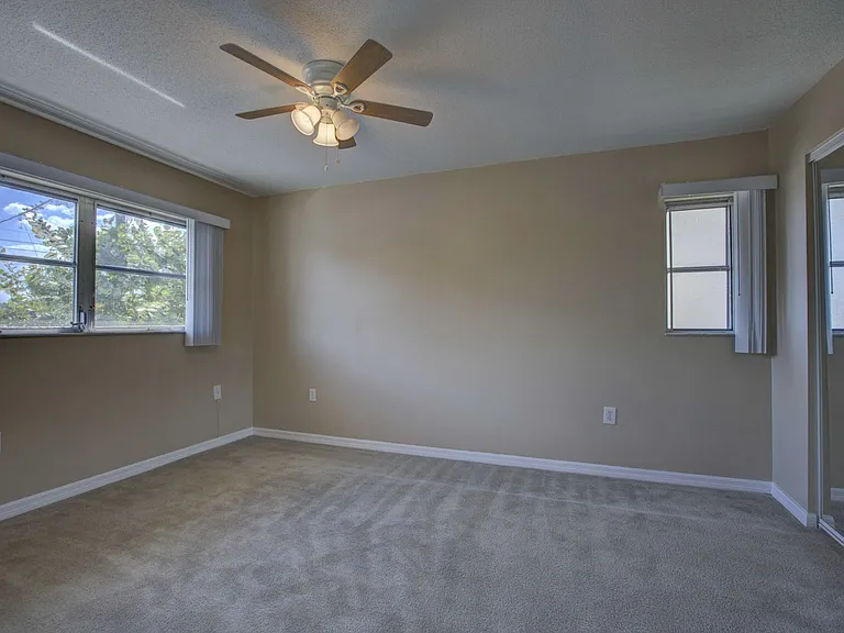 Citadel Apartments of Sarasota — Photo 7
