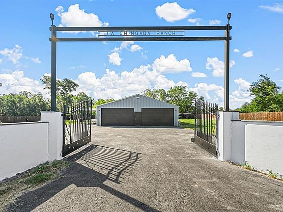 3rd image of 6074 Rolling Heights Cir
