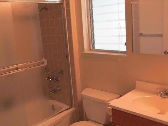 2nd image of 14225 Lora Dr APT 20
