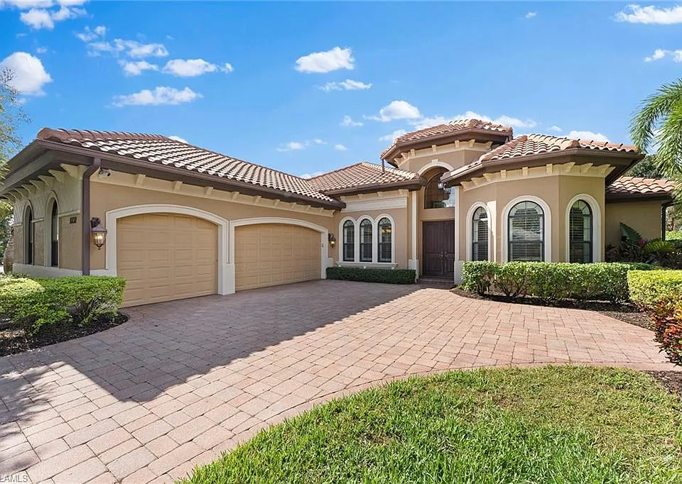 8838 Lely Island Cir