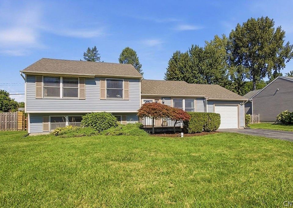 1st image of 13 Inglesid Ln