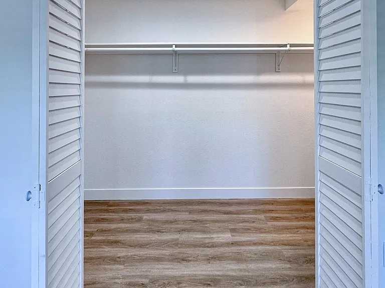 114 Barneson Ave — Photo 11