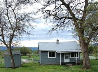 1604 1/2 Conklin Ln, Cove, OR 97824