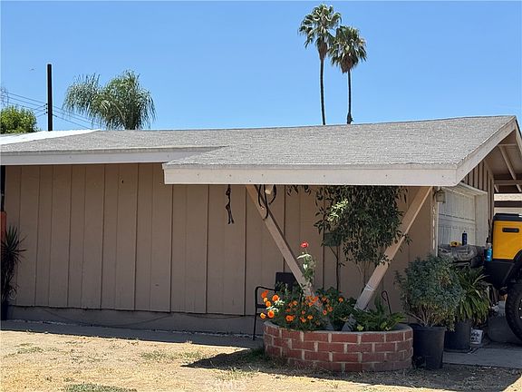 2nd image of 5610 Ensenada Way
