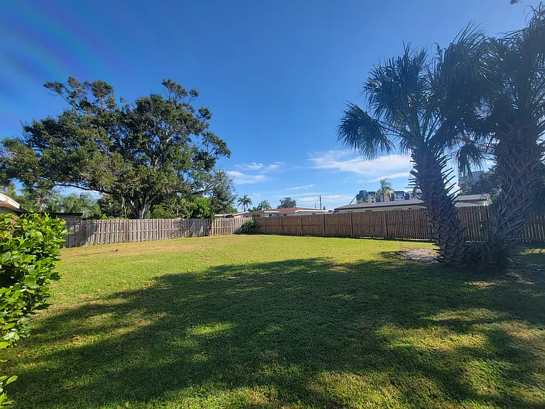 10970 Grove Ter — Photo 17