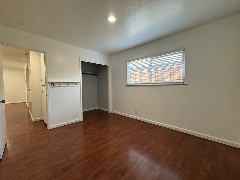 131 Muirfield Dr — Photo 10