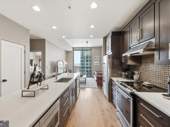 3040 Peachtree Rd NW Unit 1514, Atlanta, GA 30305