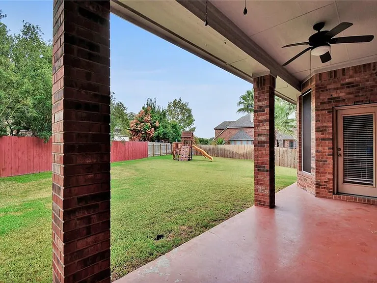 2814 Cool River Loop — Photo 33