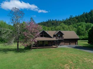 7440 Takilma Rd, Cave Junction, OR 97523