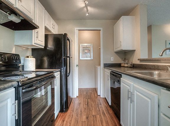 5th image of 1145 S 216th St APT G105