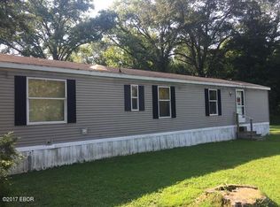 8701 McKinley Ave, Thompsonville, IL 62890