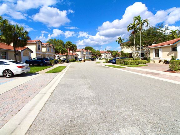 5th image of 11729 NW 47th Drive #11729