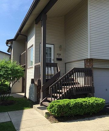 2nd image of 1321 Kingsbury Dr Unit 4
