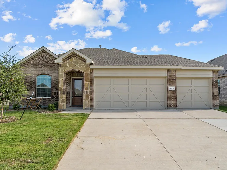 3028 Howerton Dr — Photo 1