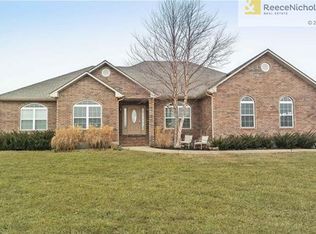 29404 S Van Meter Rd, Freeman, MO 64746