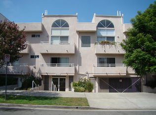 4631 Kester Ave #101, Sherman Oaks, CA 91403