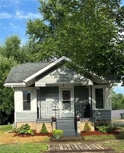 521 Mulvane St, Newcomerstown, OH, 43832