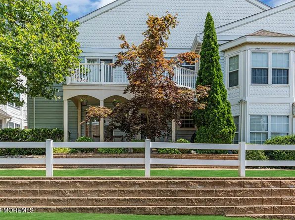 237 Tulip Lane, Freehold, NJ 07728