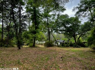 10755 McKenzie Rd, Fairhope, AL 36532