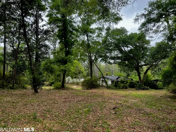 10755 McKenzie Rd, Fairhope, AL 36532