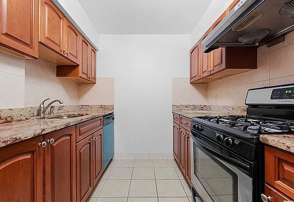 4th image of 6434 Grand Central Pkwy APT 2
