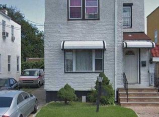 13717 233rd St #1, Rosedale, NY 11422