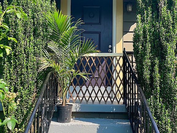 5th image of 501 Darlington Ave