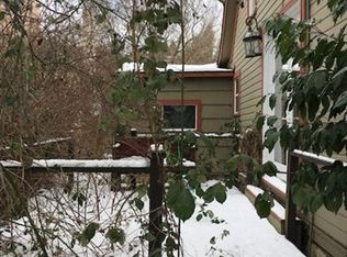1130 S 6th St, Mount Vernon, WA 98273
