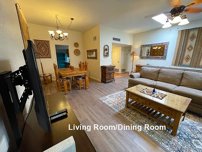 6483 N Foothills Dr — Photo 10
