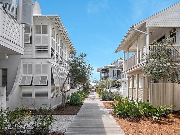 5th image of 2 N Spanish Town Ln