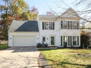 635 Clearbrook Rd, Matthews, NC 28105