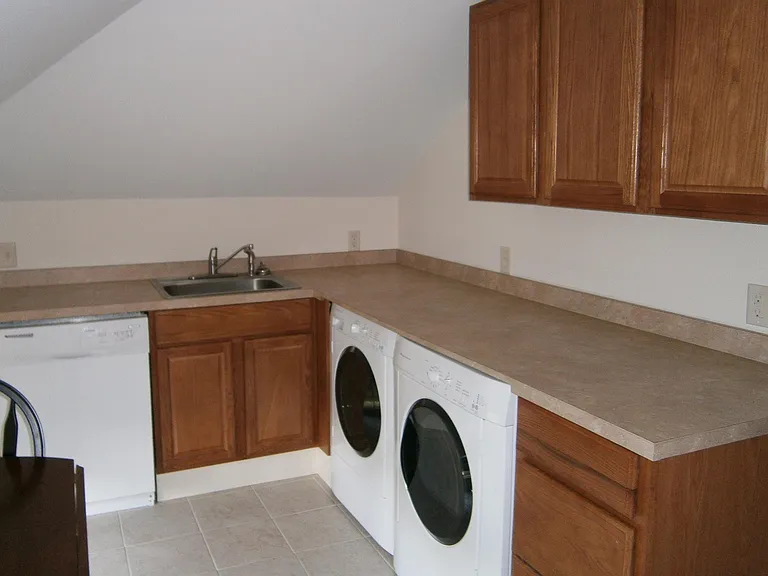 102 Highland Pl #5 — Photo 6
