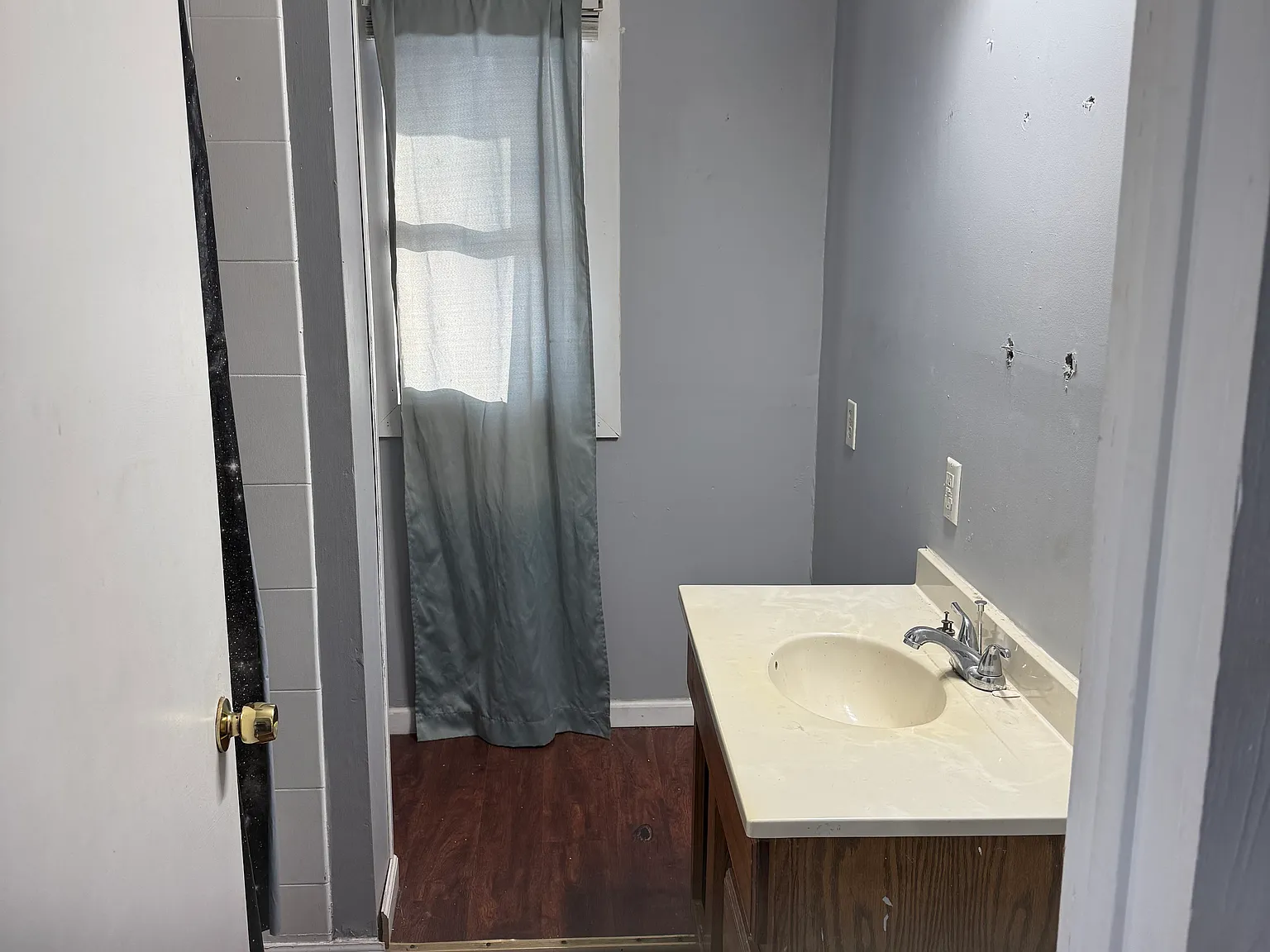 1 bed, $900 — Photo 3