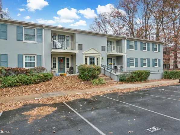 8312 Kingsgate Rd #534, Springfield, VA 22152