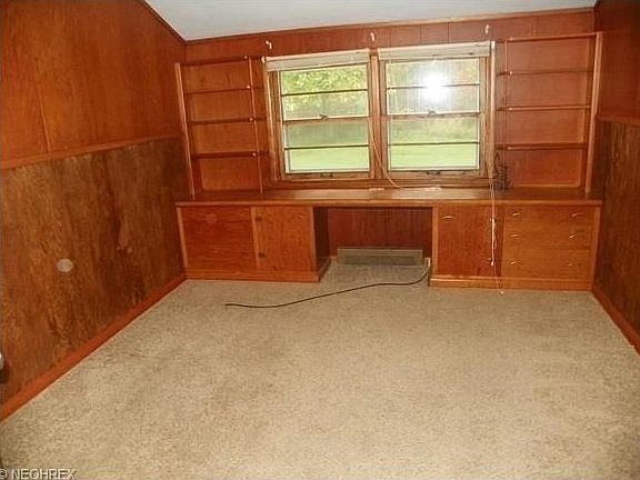 4th image of 6529 Amelia Ave