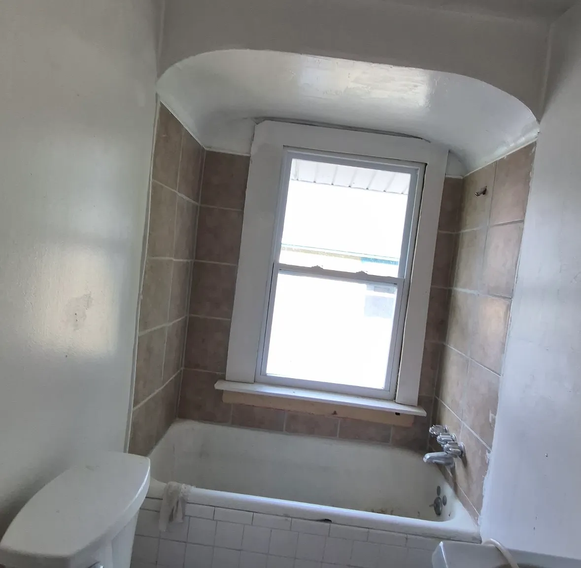 2 bed, 1218 sqft, $950 — Photo 2