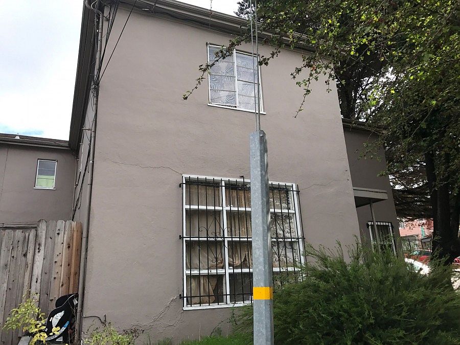 2nd image of 3228 Prentiss St