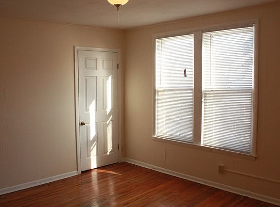 Bedroom 1_10112014